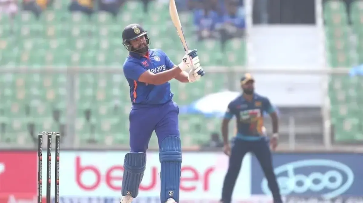 Ind VS SL 3rd ODI LIVE Score: India's first wicket fell against Sri Lanka, Rohit Sharma OUT