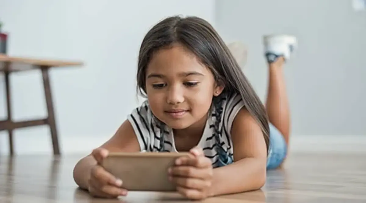 Mobile phone habit is making children mentally weak, save them before it's too late
